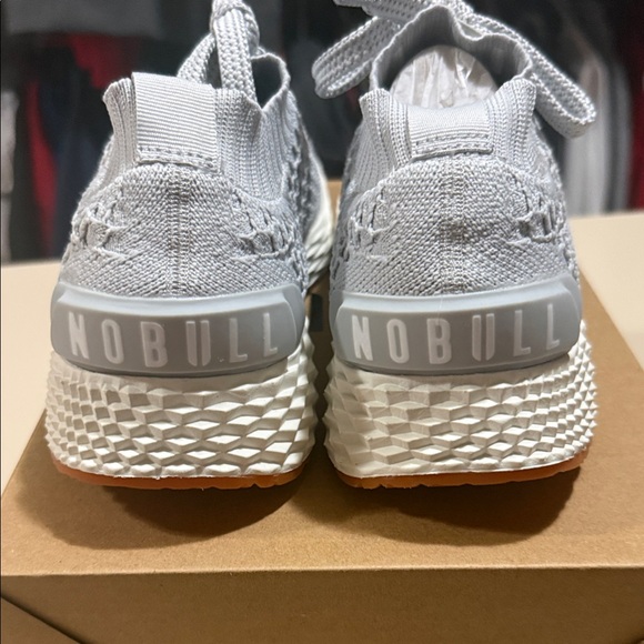 NOBULL Allday Knit Light Grey and white NWT Women’s size 9. - Picture 2 of 7
